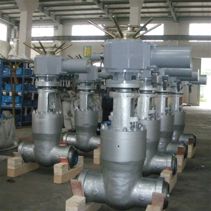 Pressure seal bonnet high pressure gate valves with electric actuator and butt weld ends for power plant