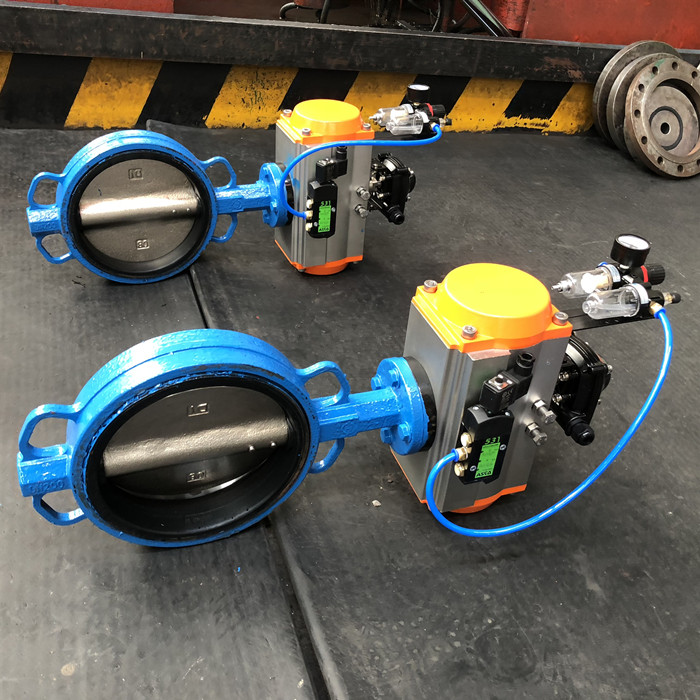 Low friction single acting pneumatic cylinder actuator with locking mechanism for butterfly valve control by PLC
