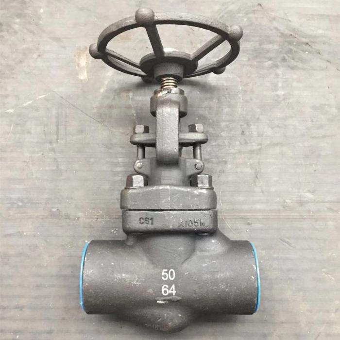 Small size forged steel globe valve DN50 PN64 manufacturing process from Chinese plant