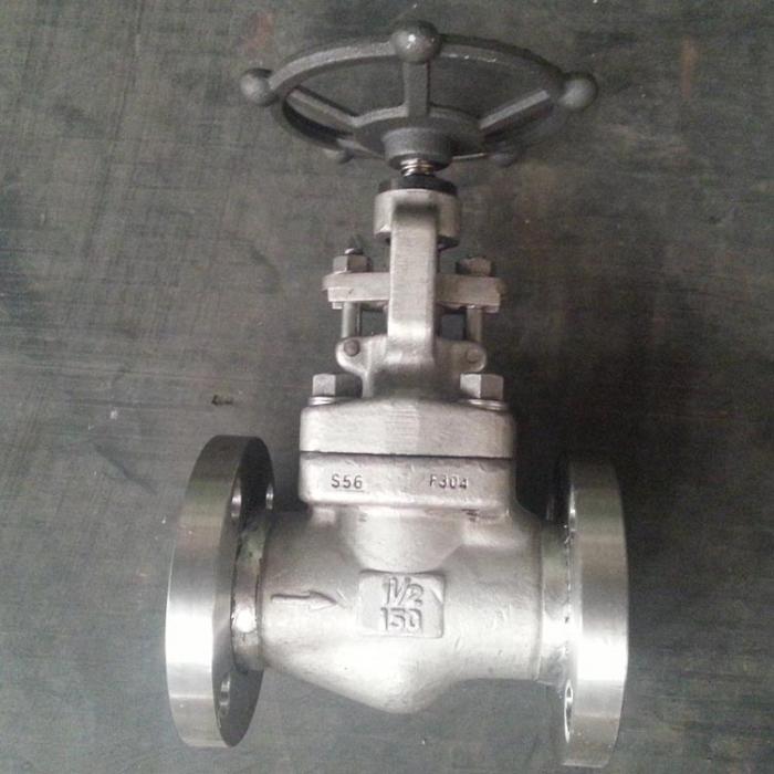 reduced port stainless globe valve ansi 150 os&y type from China